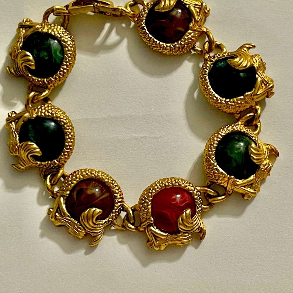 UNIQUE MULTI COLORED LUCITE MERMAID BRACELET 80’s ERA NEW OLD STOCK